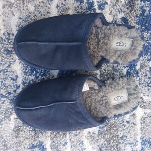 UGG navy blue slippers